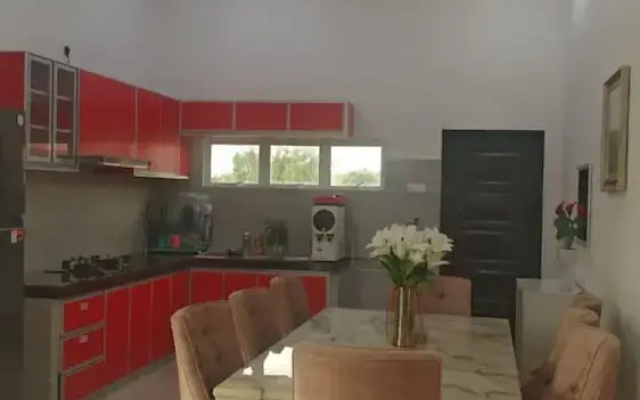 Homestay Selesa KKI Guest House
