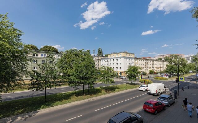 Trendy Apartment Wola by Renters