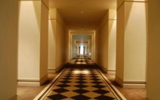 Luke Plaza Hotel