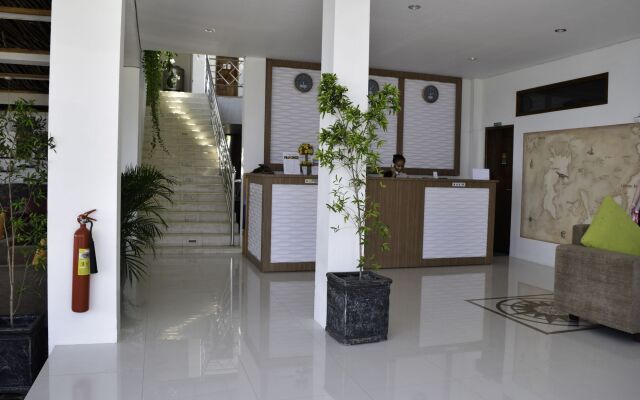 La Cecile Hotel and Cafe Komodo