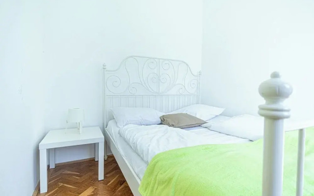 Stylish Apt Longstays Margareten 5P