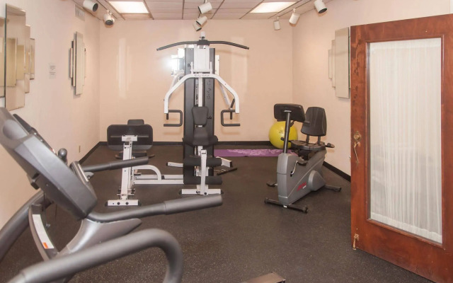 Windemere Hotel & Conference Center