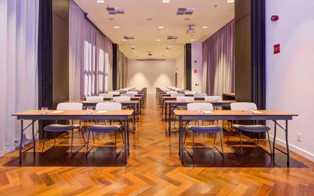 Qoya Hotel Sao Paulo Curio Collection By Hilton