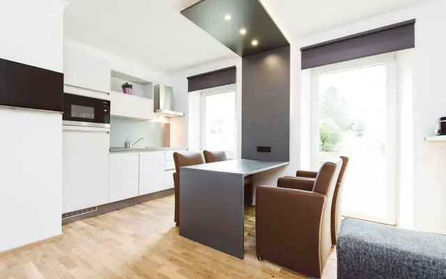 Mountain-view Styria Apartment