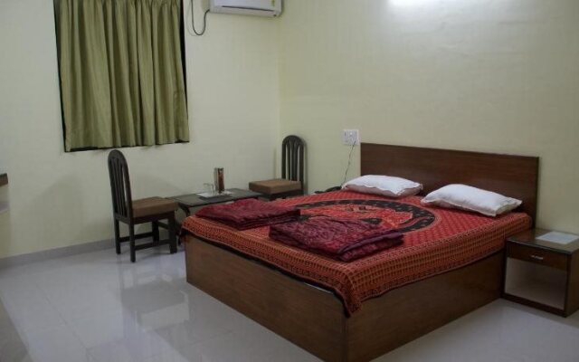 Hira Laxmi Residency