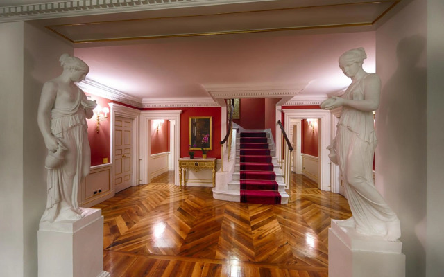 Villa Cora