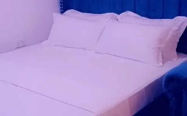 Lux Suites Vee Studio Apartments Bamburi
