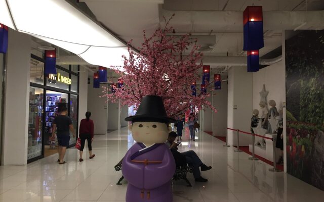 Makam Service Suites Times Square