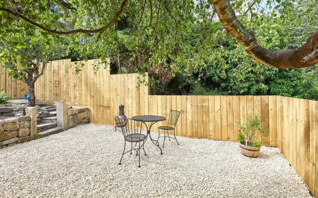 Host Stay River View