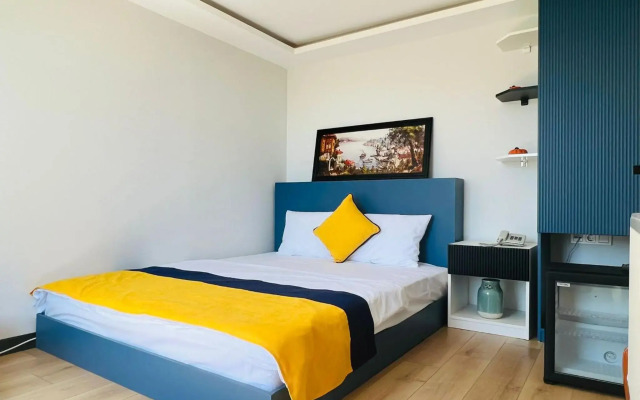 Apex Hotel