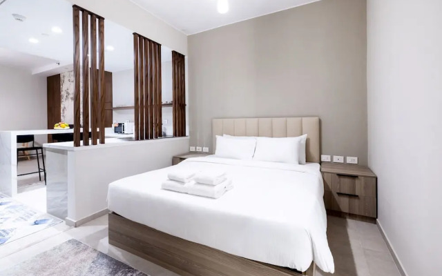 Vesta - Luxury Studio - Aeon Tower