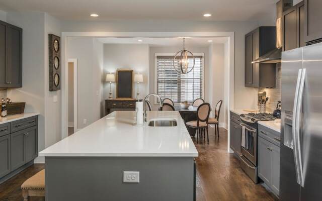 Nashville Townhome Unit A by RedAwning