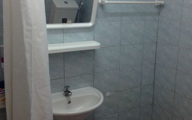 Patong Peace Hostel