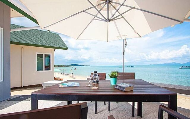 Interstellar Beachfront Villa B