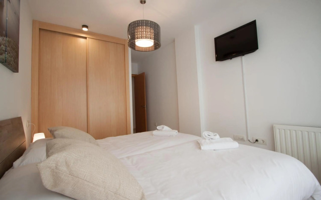 Cuquiellu, apartamento con piscina, 3km playa