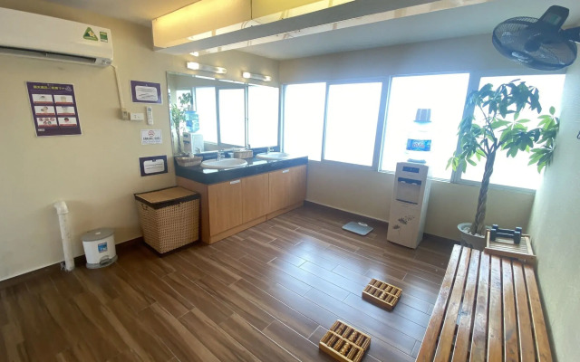 Ocean Hotel 2