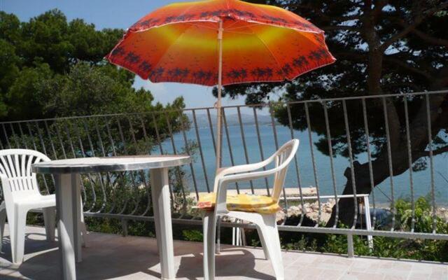 Marija - 20 m from beach - A3(2+2)