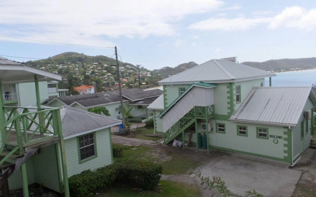 Capt. Harris Suites