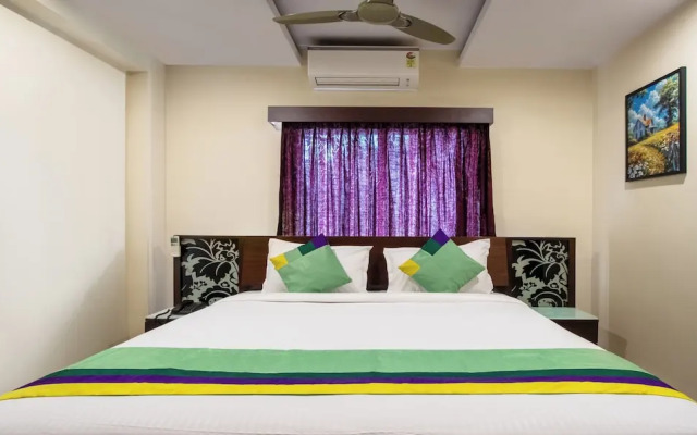 Treebo Marina Grand, Railway Station