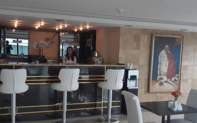RZA Business Hotel