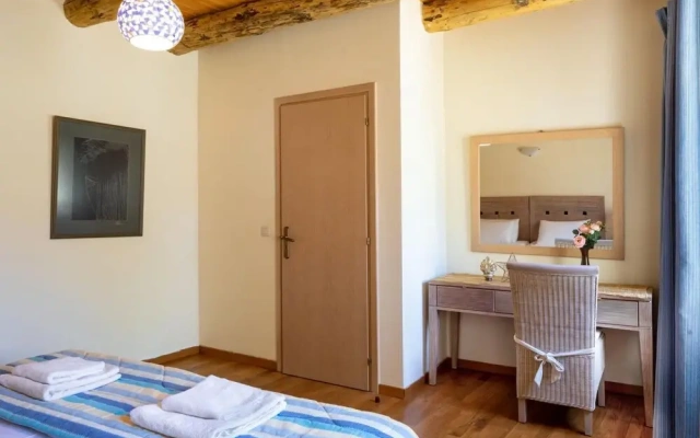 Villa Erontas Mini Pool and Heated Jacuzzi