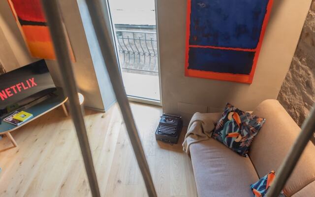 Rebecca Suite Nearby Urio s Castle