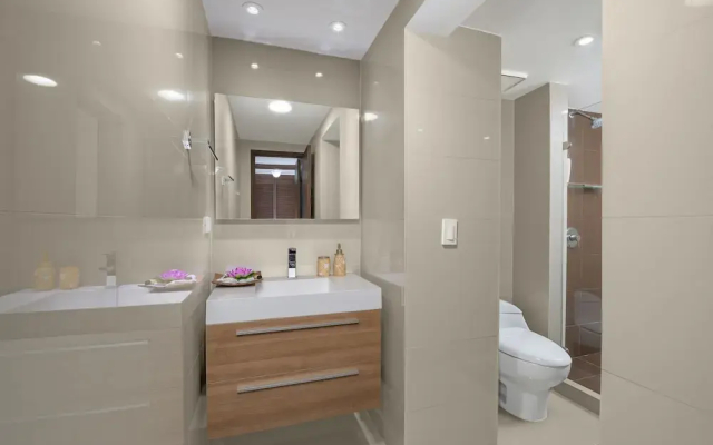 Penthouse Sea View 705a