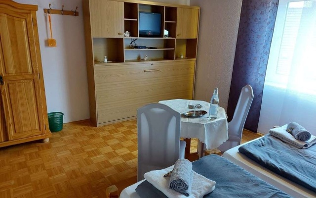 Hotel & Pension Haus Dewenter