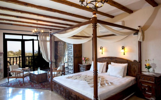 Villa With 6 Bedrooms in Fethiye, With Wonderful sea View, Private Pool, Enclosed Garden - 2 km From the Beach