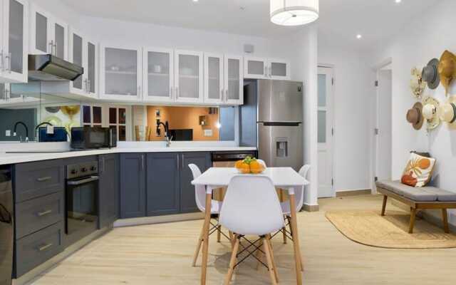 Cozy 1BR With Balcony in Panama