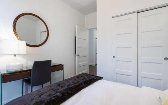 Sunny 2BR on Plateau Mont-Royal