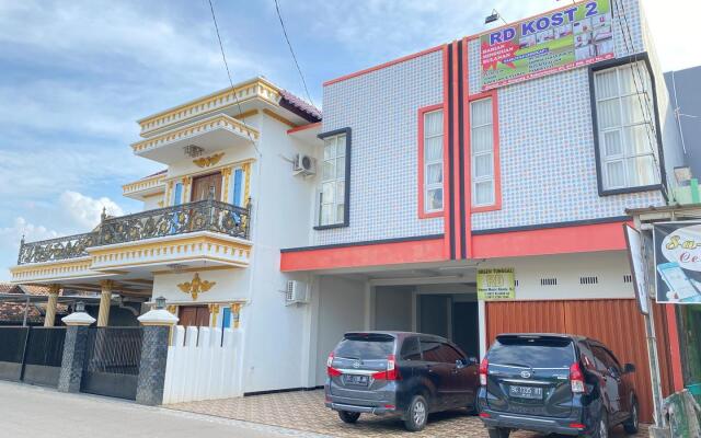 RedDoorz @ Jalan Sukawinatan Palembang