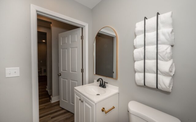 The Luxe Spot 2
