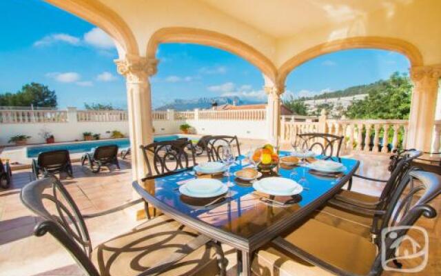 Abahana Villas Capri