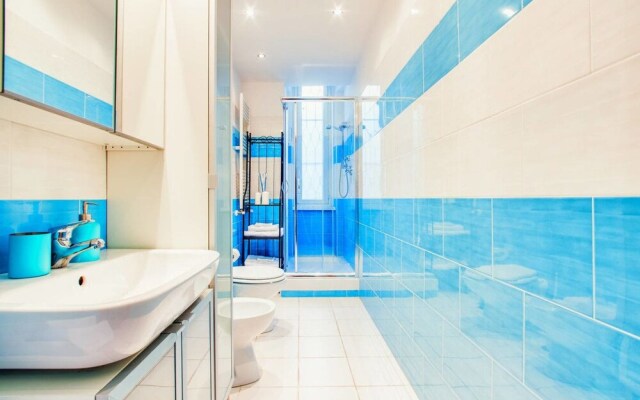 Cosy 1 Bed with Large Terrace Near St.Peter'S