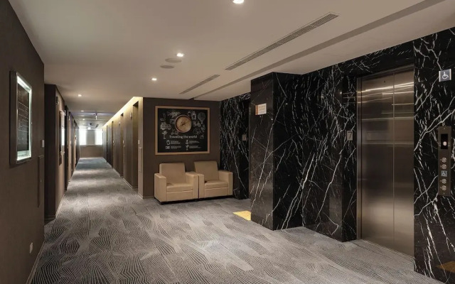 River inn Zili