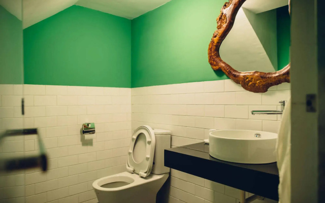 So Art Guesthouse & Hostel
