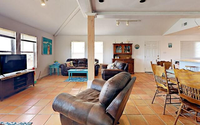 12 La Playa by RedAwning