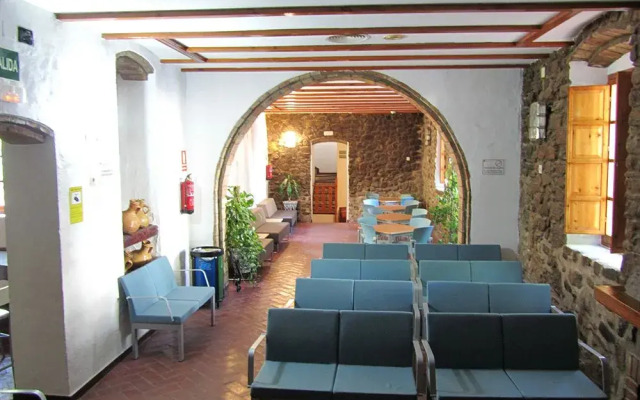 Albergue Inturjoven El Bosque