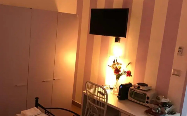 B&B CasAmica