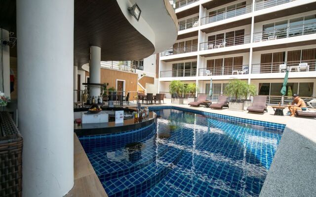 Bayshore Oceanview Apartment F11-f12