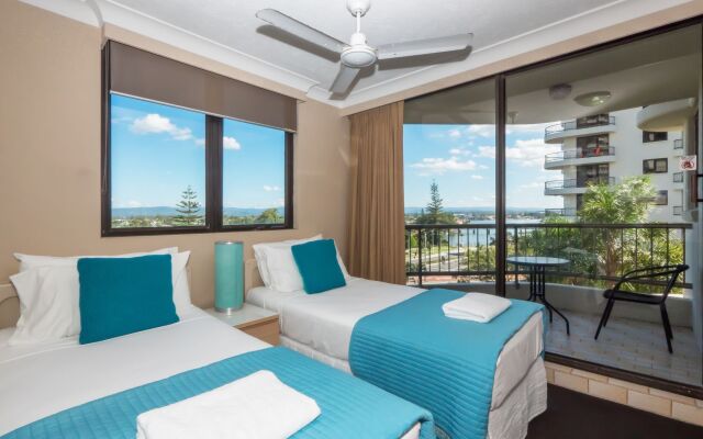 Aristocrat Apartments