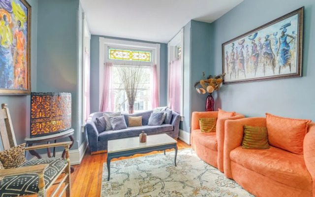 Historic Georgetown Townhome: Walkable Location!