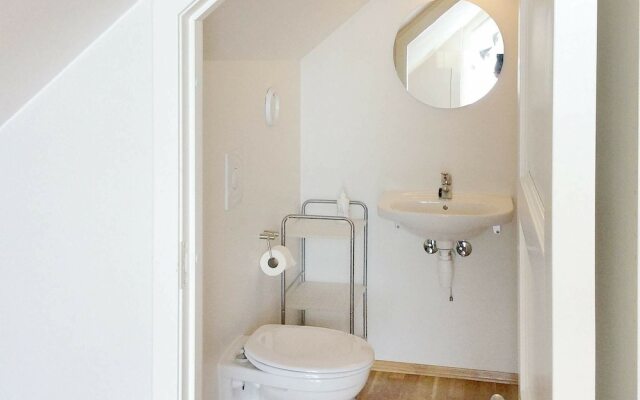 8 Person Holiday Home in Suldalsosen