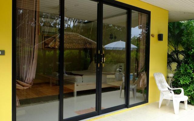 Nankanok Bungalow