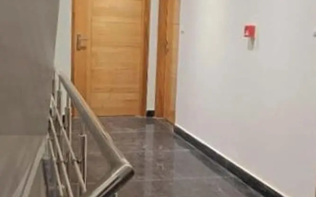 Hotel Shree Sai Dham Near New Delhi Railway Station, Paharganj