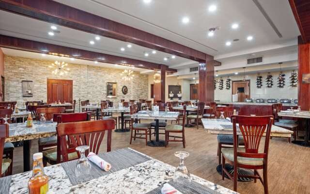 Best Western Plus Belize Biltmore Plaza