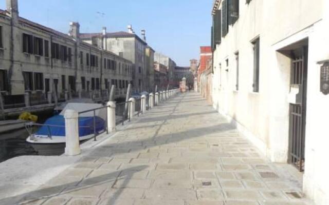 Piazzale Roma Venice Apartment