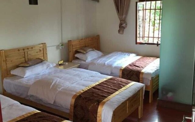 Langzhong Zhaoshi Inn