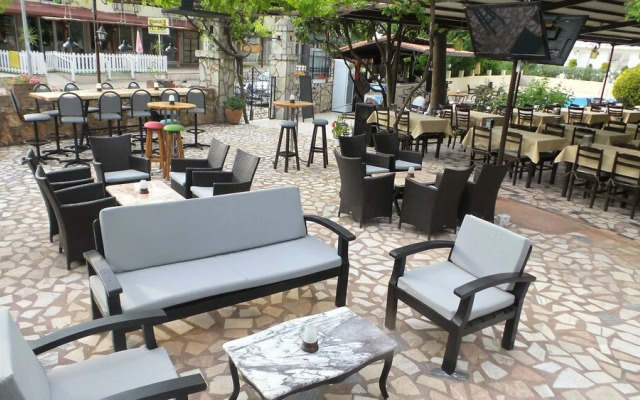 Unlu Hotel